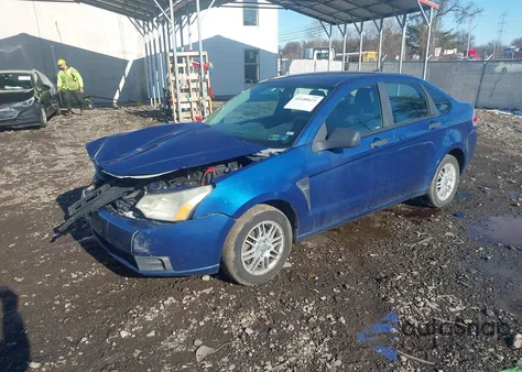 2008 Ford Focus Se/Ses z USA, uszkodzony, nr VIN 1FAHP35N18W137547